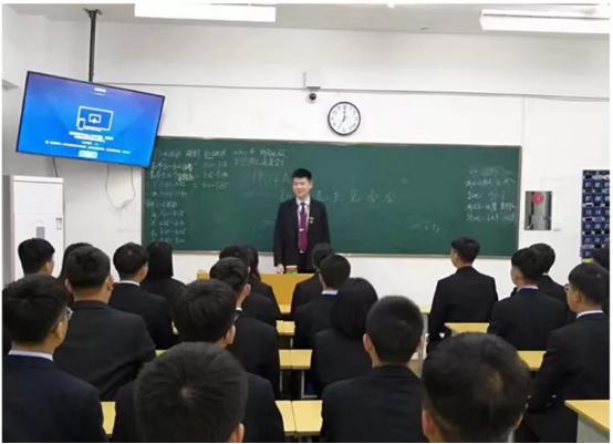 八維教育培訓(xùn)專注就業(yè)競(jìng)爭(zhēng)力提升高質(zhì)量就業(yè)