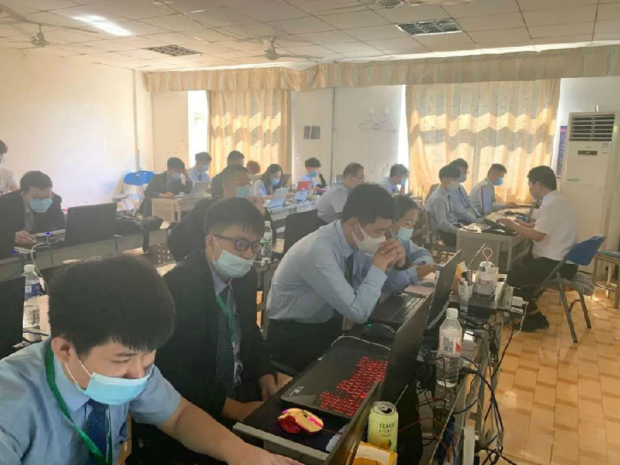 八維學校布局IT行業培訓高端IT技術激發學子潛力成就互聯網精英