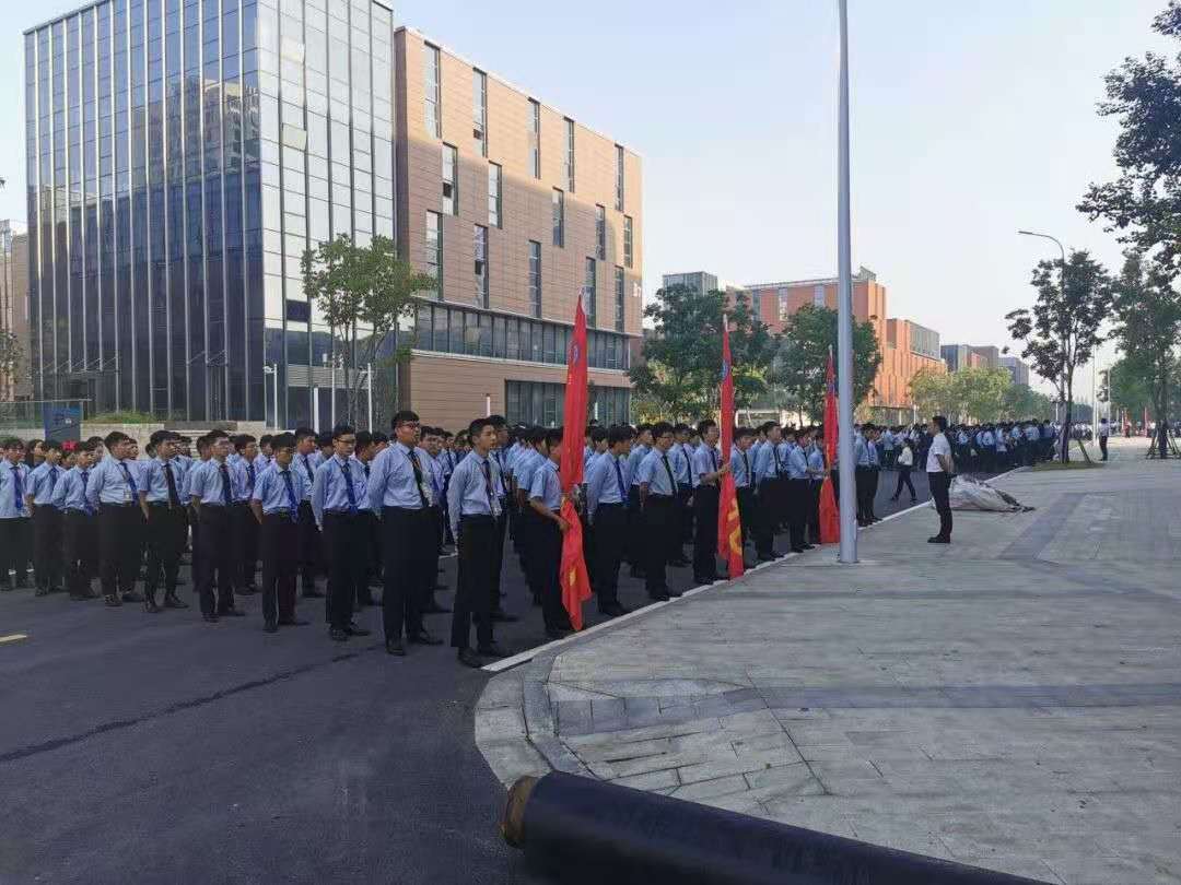 八維學校助力學子們優質職場就業逆風翻盤成就人生贏家