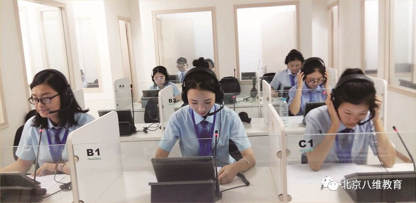 來八維學校學習移動互聯IT技能成就高端軟件工程師