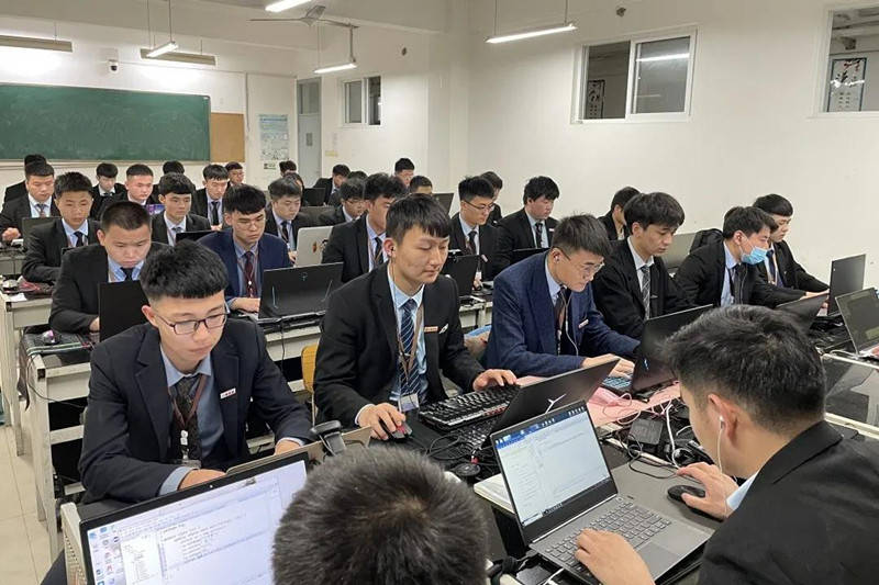 八維學校為解決企業所需搭建PHP編程培訓平臺打造高端軟件開發工程師