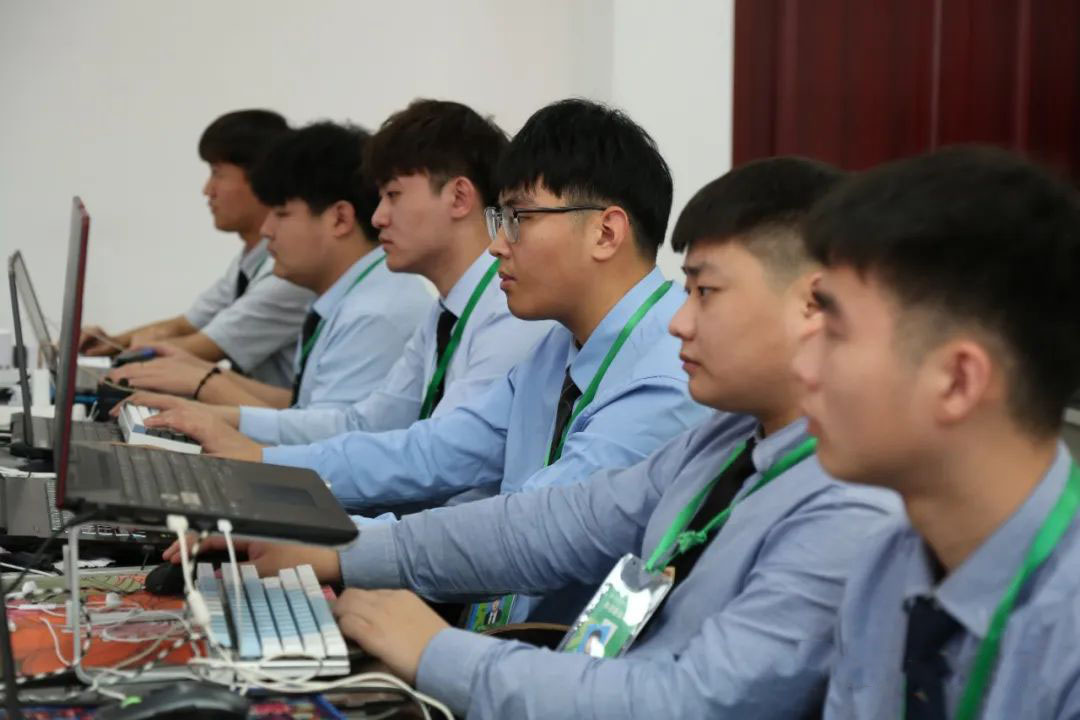 八維教育立足測(cè)試行業(yè)之巔成就學(xué)子在軟件領(lǐng)域的夢(mèng)想