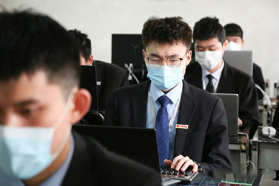 八維教育為云計算行業輸送高端人才讓學子真正走向職業巔峰