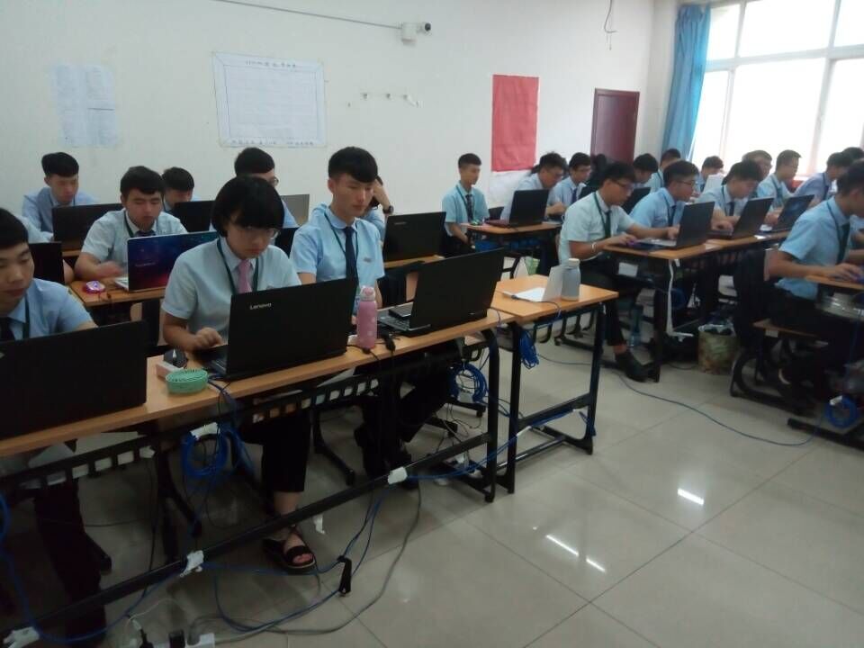 八維職業學校Python編程培訓