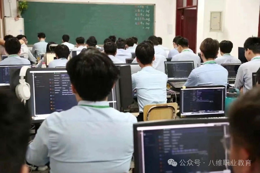 如何挑選嵌入式物聯(lián)網(wǎng)培訓(xùn)機構(gòu)