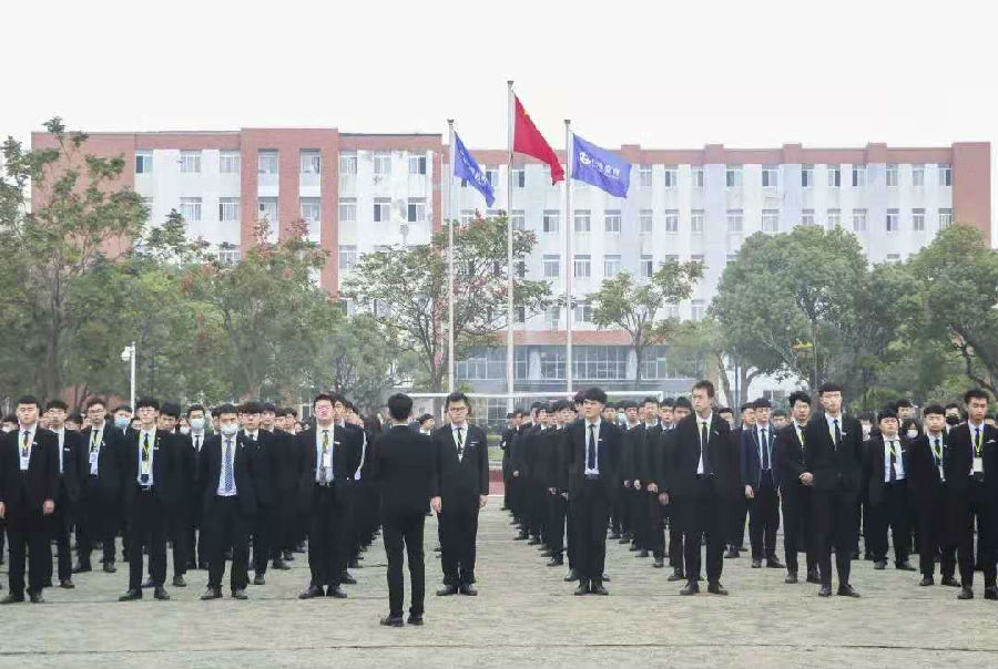 八維教育精準(zhǔn)對接職業(yè)需求助力學(xué)子職業(yè)成長每一步