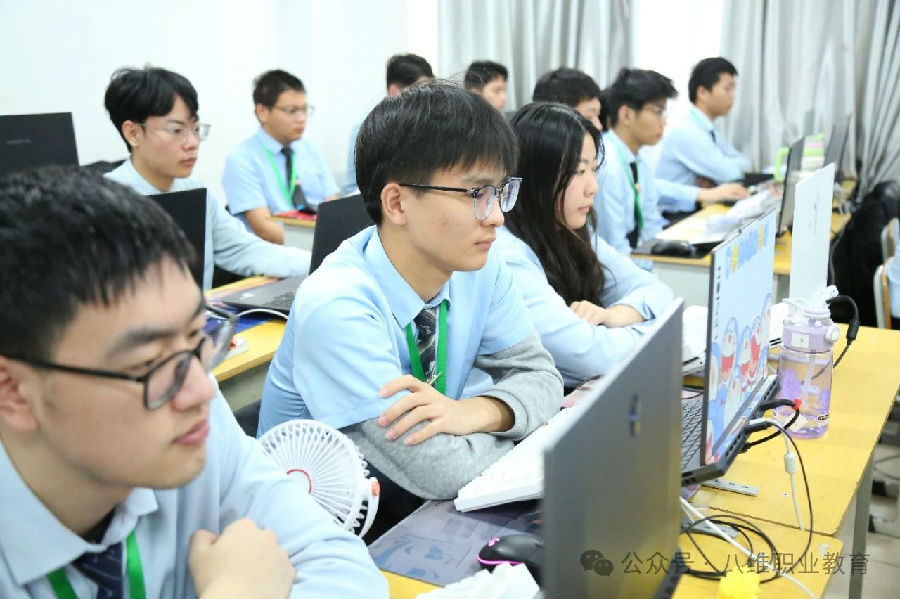 八維職業學校點亮未來技能之光照亮職業前行之路
