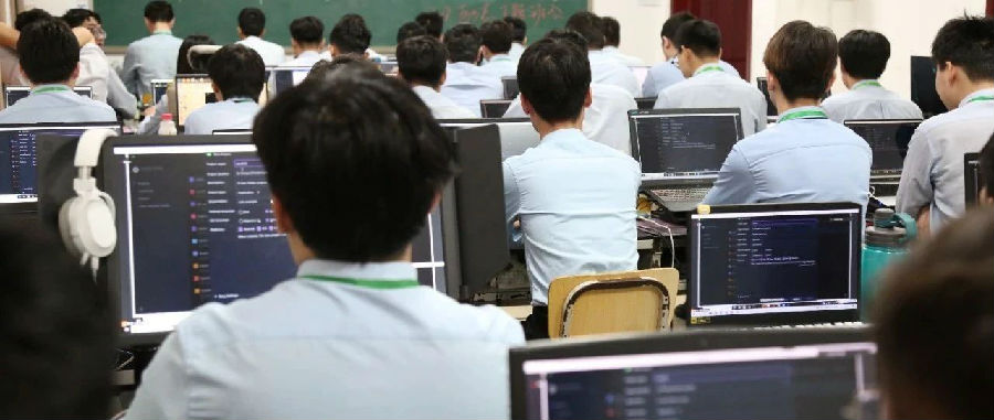 江蘇云計算培訓機構哪個口碑好推薦八維職業學校的理由