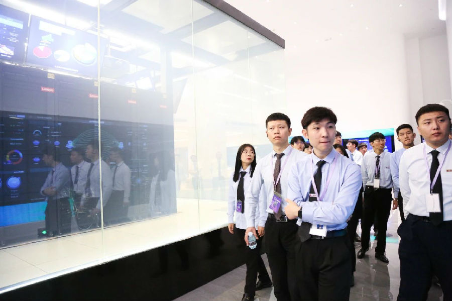 八維職業學校解鎖職場精英就業新航向密碼鋪就學子高質量前程