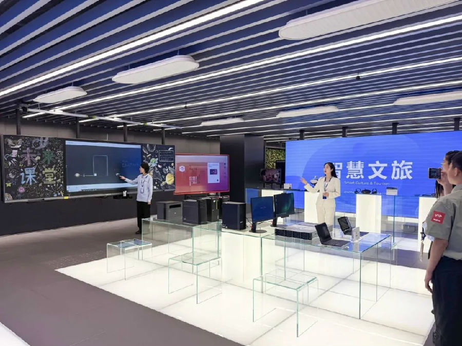 八維職業學校解鎖新質生產力的教育密碼引領未來職業發展