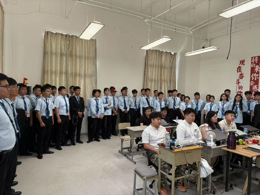 八維職業學校開啟優質就業新賽道領跑未來職場巔峰之路