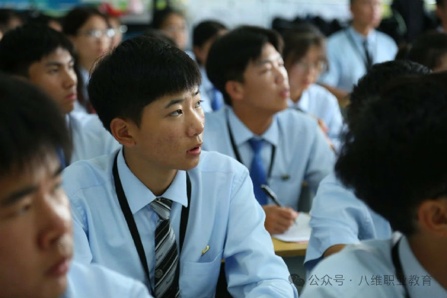 八維職業(yè)學(xué)校宿遷校區(qū)國際新媒體五天試聽班課開班啦