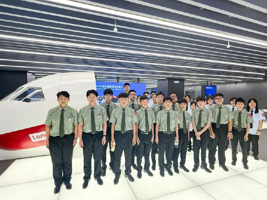 八維職業學校數字技能人才培育高地開啟未來職場就業新篇章