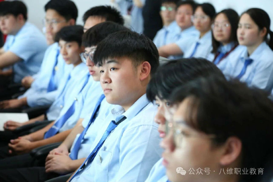八維職業學校塑造就業市場最搶手人才引領行業潮流新風尚