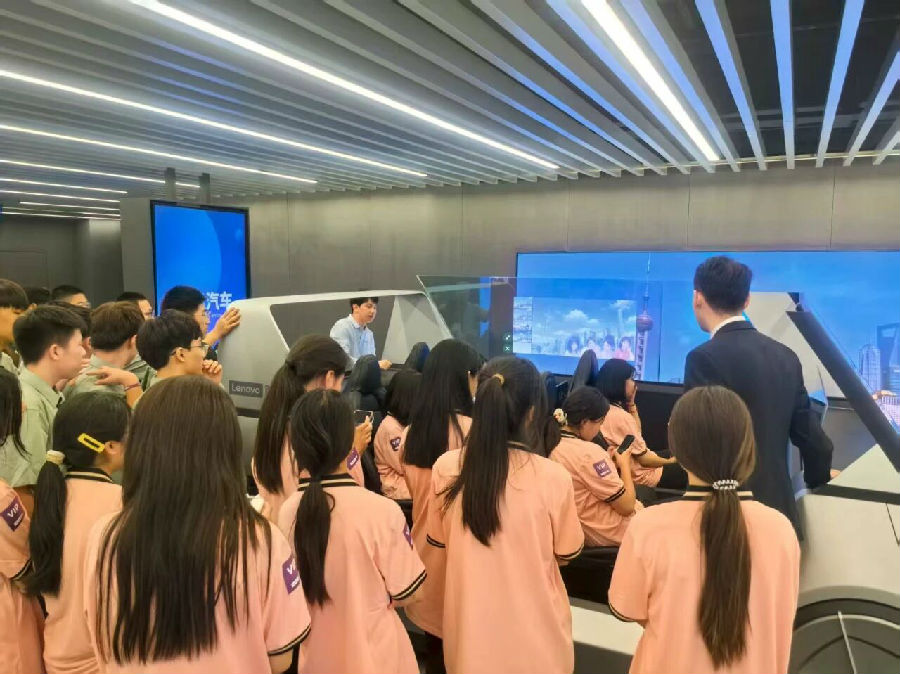 八維職業學校為年輕夢想搭建舞臺共筑游戲開發精英人才黃金路