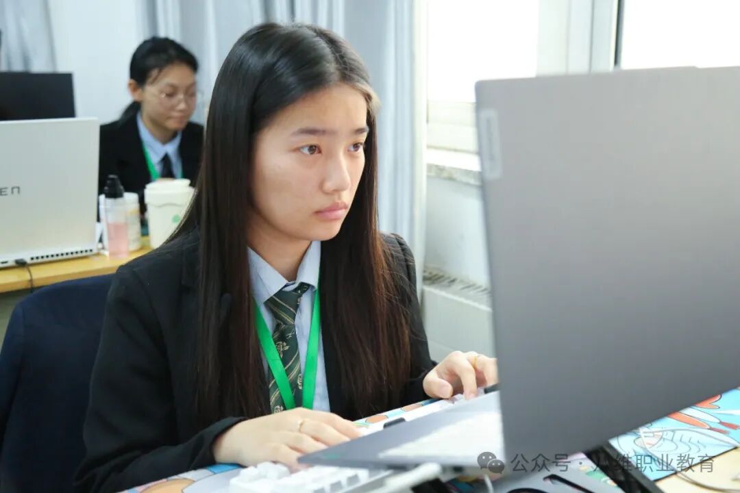 八維職業學校解鎖人工智能無限可能開啟人工智能精英成才之路